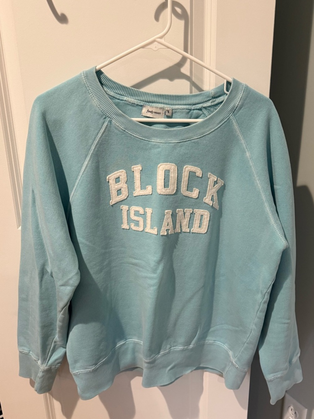 Women’s Block Island crewneck sweatshirt size large